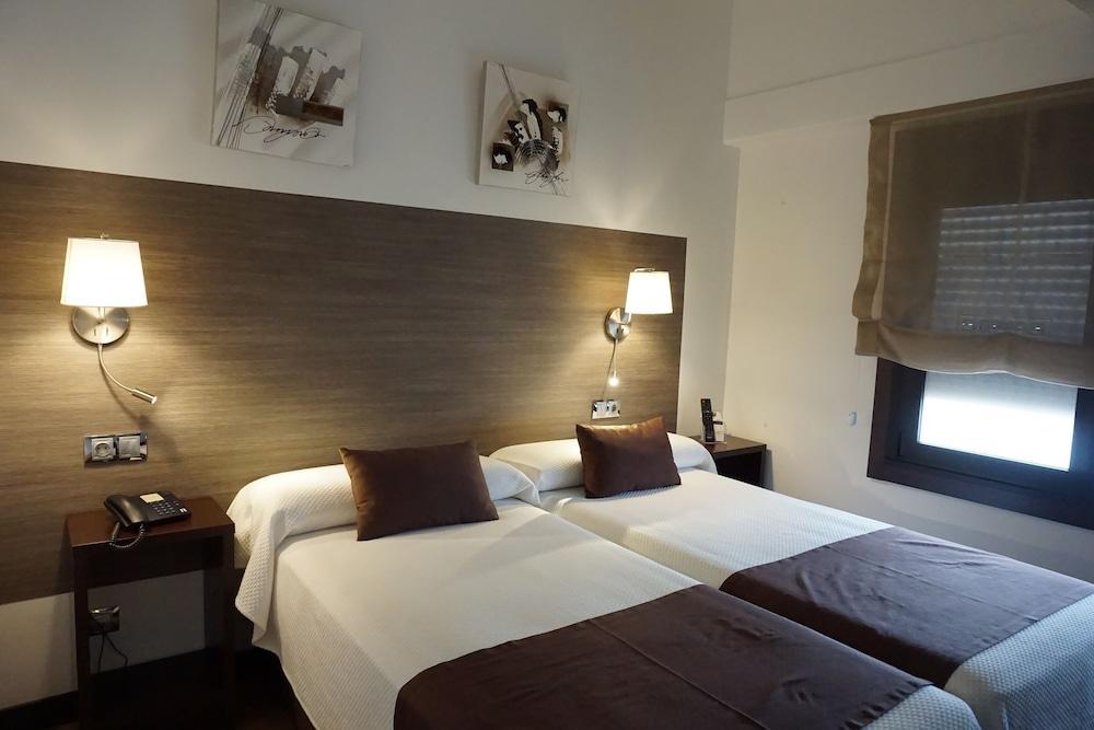 Suites A Coruna Exterior photo
